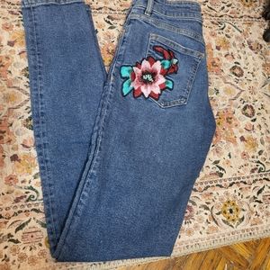 🌜 & Other Stories Flower Embroidered Skinny Jeans Women's size 25